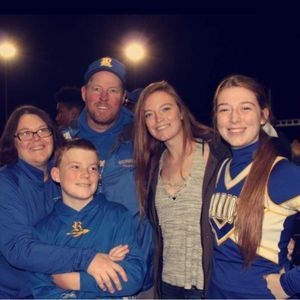 Meet your Posher, Courtney